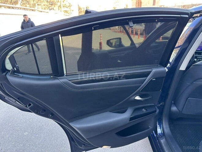 Lexus ES 300h 2023, 23,000 km - 2.5 л - Bakı