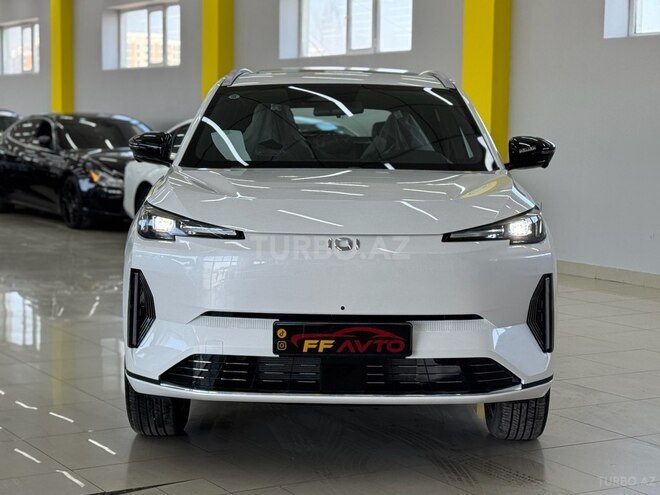 Changan Qiyuan Q05-4