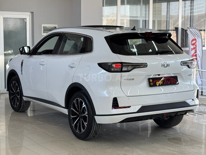 Changan Qiyuan Q05-6