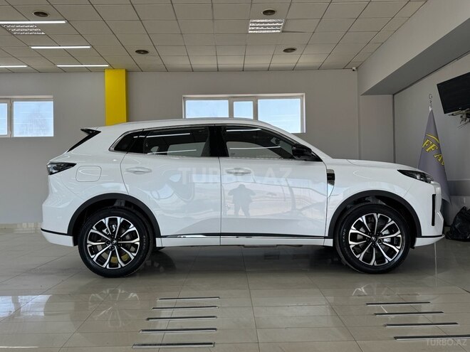 Changan Qiyuan Q05-17