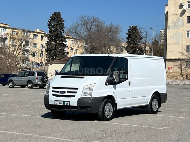 Ford Transit-2