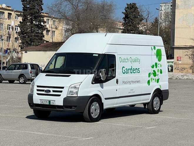 Ford Transit-2