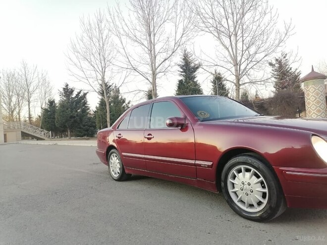 Mercedes E 220 d 2000, 507,887 km - 2.2 l - Xaçmaz
