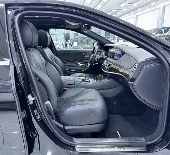 Mercedes S 560 4MATIC 2018, 117,000 km - 4.0 l - Bakı