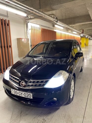 Nissan Tiida-4