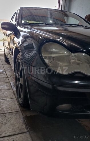 Mercedes C 220 d 2001, 350,000 km - 2.2 л - Biləsuvar