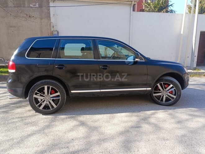 Volkswagen Touareg-2
