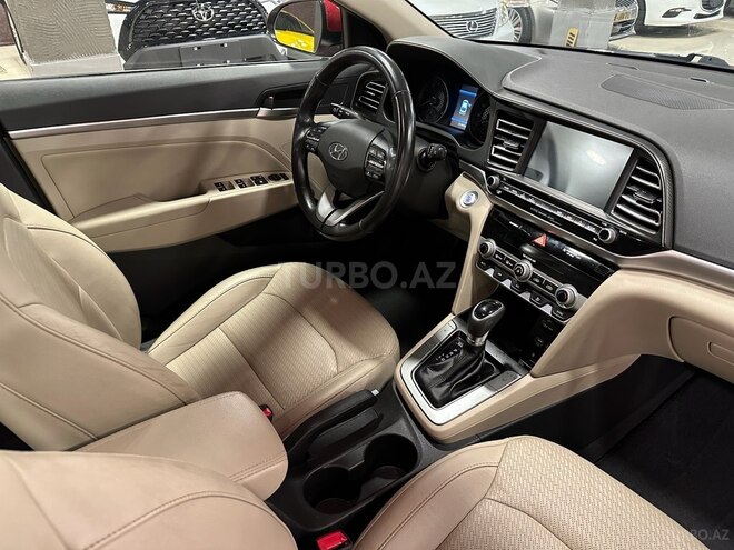 Hyundai Elantra 2019, 230,000 km - 2.0 л - Bakı