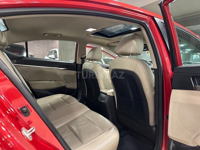 Hyundai Elantra 2019, 230,000 km - 2.0 л - Bakı