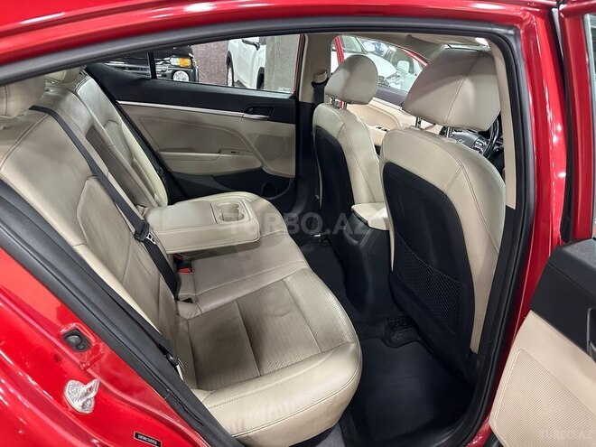 Hyundai Elantra 2019, 230,000 km - 2.0 л - Bakı