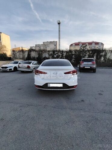 Hyundai Elantra 2020, 83,500 km - 2.0 l - Bakı