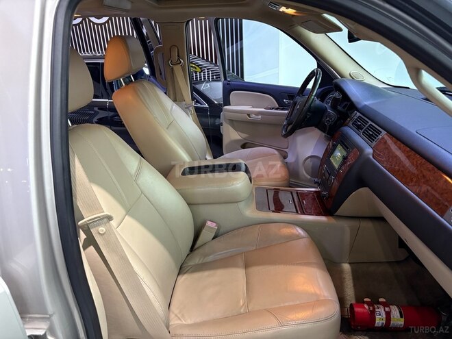 Chevrolet Suburban 2008, 167,000 km - 5.3 l - Bakı
