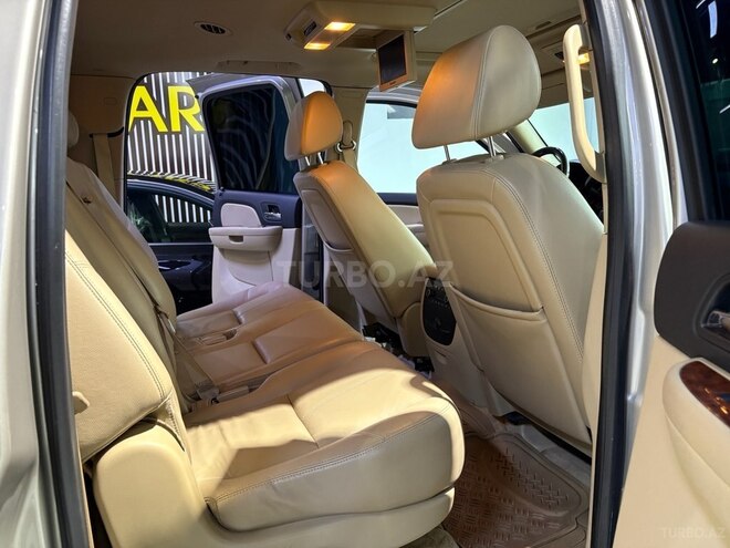 Chevrolet Suburban 2008, 167,000 km - 5.3 l - Bakı
