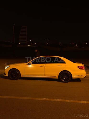 Mercedes E 250 4MATIC 2015, 198,000 km - 2.2 л - Bakı