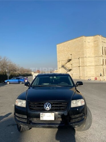 Volkswagen Touareg-3