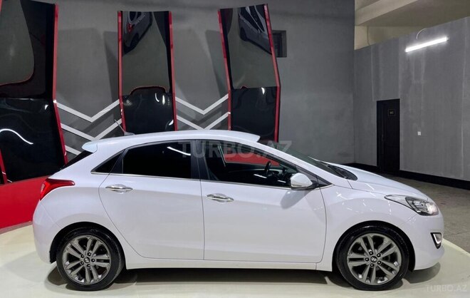 Hyundai i30-6