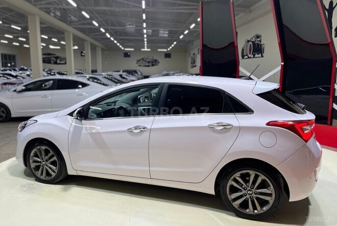 Hyundai i30-16