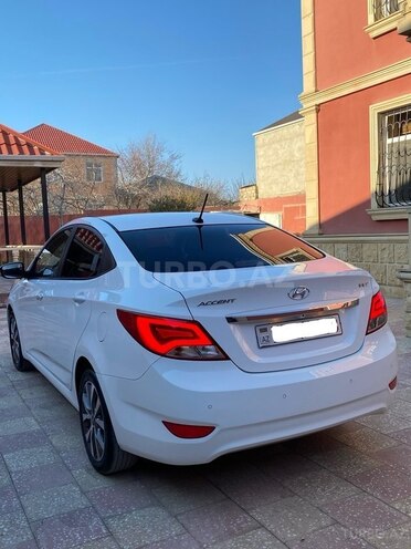 Hyundai Accent 2015, 160,000 km - 1.4 l - Bakı