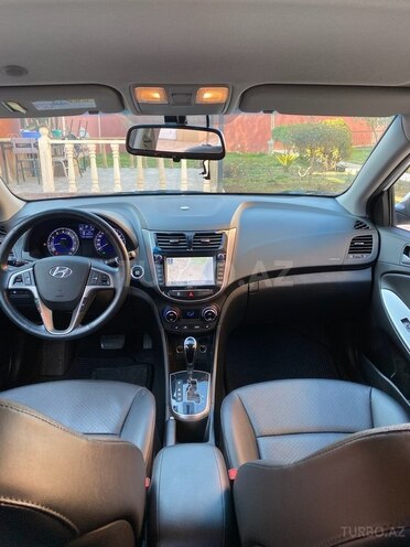 Hyundai Accent 2015, 160,000 km - 1.4 l - Bakı
