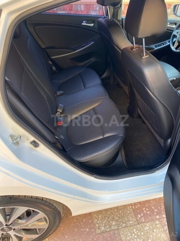 Hyundai Accent 2015, 160,000 km - 1.4 l - Bakı