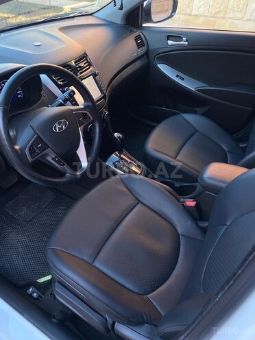 Hyundai Accent 2015, 160,000 km - 1.4 l - Bakı