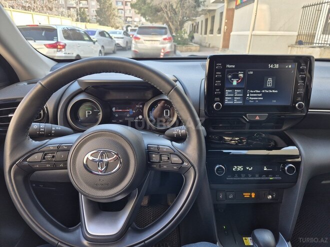 Toyota Yaris Cross 2023, 9,200 km - 1.5 л - Bakı
