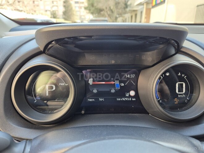 Toyota Yaris Cross 2023, 9,200 km - 1.5 л - Bakı