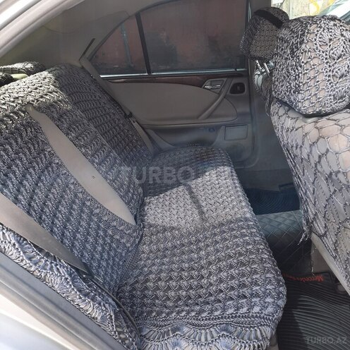 Mercedes E 240 1999, 327,000 km - 2.4 л - Bakı