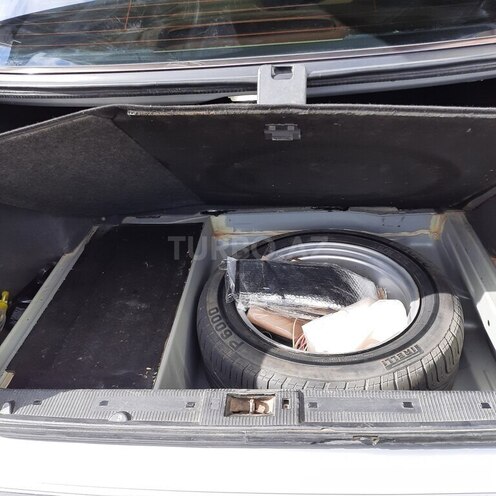 Mercedes E 240 1999, 327,000 km - 2.4 л - Bakı
