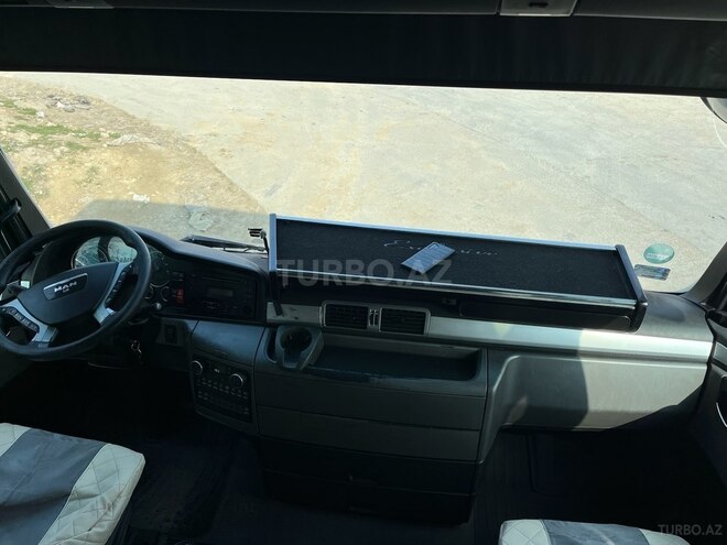 MAN TGX 18.440 2011, 1,325,000 km - 13.0 l - Bakı