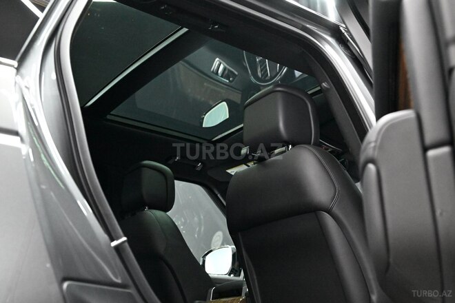 Land Rover Range Rover 2018, 109,435 km - 3.0 l - Bakı