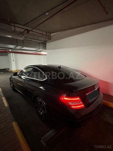 Mercedes C 250-6