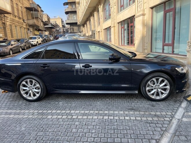Audi A6-4