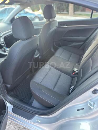 Hyundai Elantra 2018, 151,000 km - 2.0 l - Gəncə