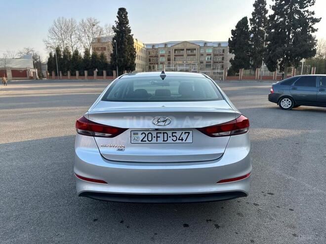 Hyundai Elantra 2018, 151,000 km - 2.0 l - Gəncə