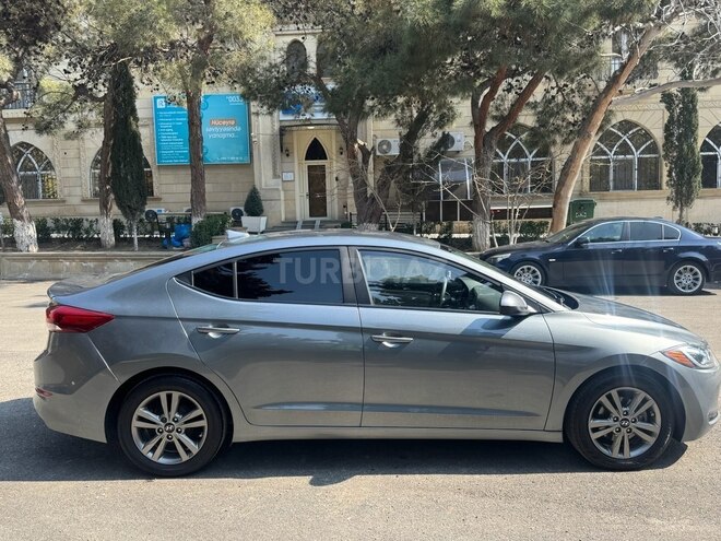 Hyundai Elantra 2017, 102,000 km - 2.0 л - Bakı