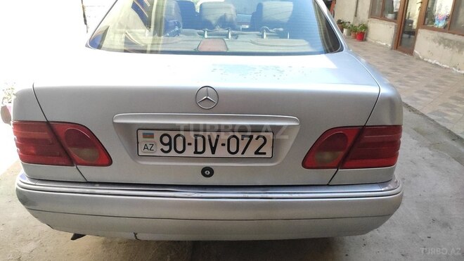 Mercedes E 230 1996, 353,000 km - 2.3 l - Bakı