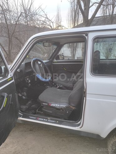 LADA (VAZ) Niva 2010, 160,000 km - 1.7 л - Lerik