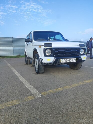 LADA (VAZ) Niva 2010, 160,000 km - 1.7 л - Lerik