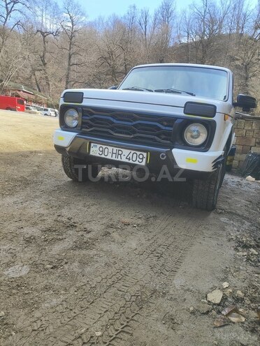 LADA (VAZ) Niva 2010, 160,000 km - 1.7 л - Lerik