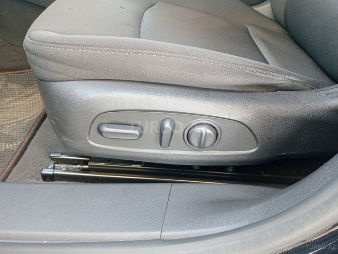 Chevrolet Malibu-11
