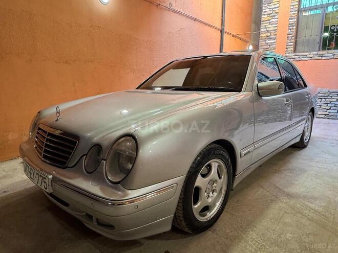 Mercedes E 240 2000, 300,000 km - 2.4 l - Bakı
