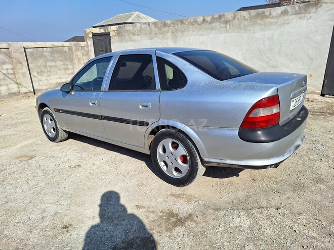 Opel Vectra 1996, 416,000 km - 1.6 l - Bakı