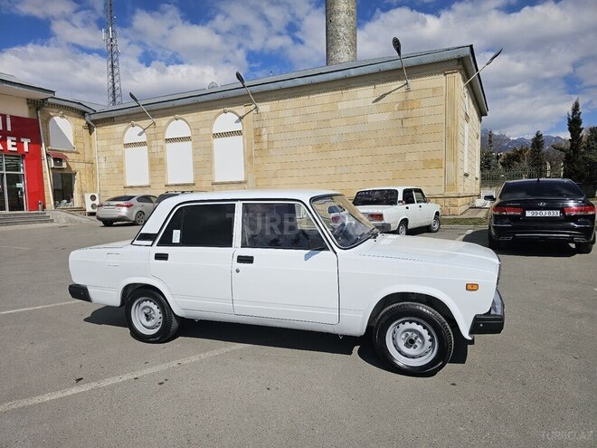 LADA (VAZ) 2107 2006, 95,000 km - 1.6 л - Qəbələ