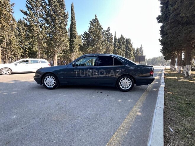Mercedes E 270 2000, 236,000 km - 2.7 l - Sumqayıt