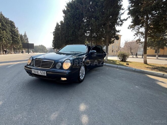 Mercedes E 270 2000, 236,000 km - 2.7 l - Sumqayıt