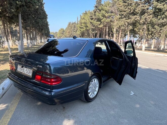 Mercedes E 270 2000, 236,000 km - 2.7 l - Sumqayıt