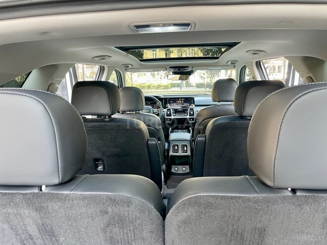 Kia Sorento-11