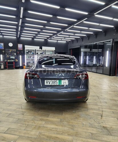 Tesla Model 3 2023, 32,000 km - 0.0 l - Bakı