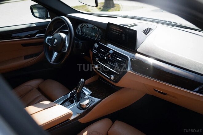 BMW 530 2019, 104,000 km - 2.0 л - Bakı